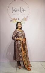 PREMIUM SILK WITH ZARI HANDWORK SUIT