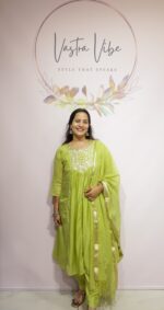 PREMIUM MUL CHANDERI WITH JARDOSI WORK SUIT - Image 5
