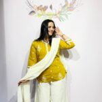 SHORT KURTI WITH DIVIDER PLAZO
